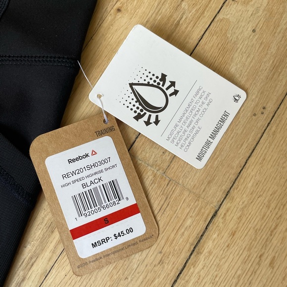 ⭕️SOLD⭕️ High Waisted Highspeed Biker Shorts Nwt - Picture 4 of 4